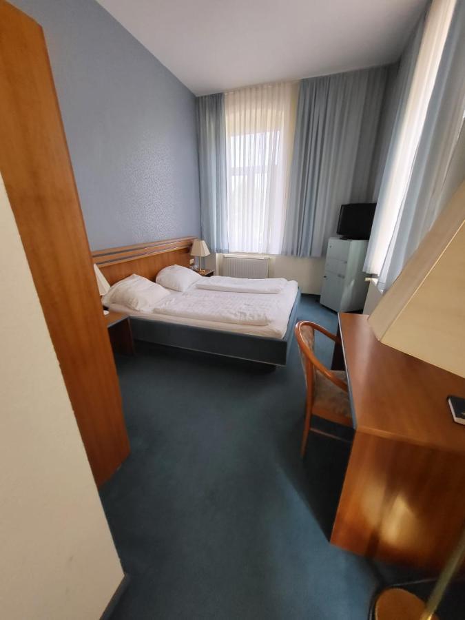 Ratskeller Hotel Carlsfeld Ngoại thất bức ảnh